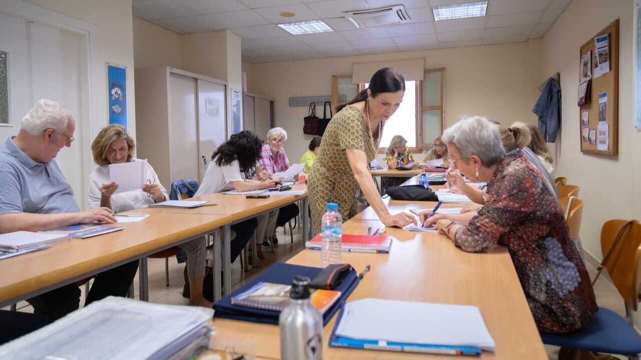 Zaragoza Popular University launches 131 courses for the new academic year: offerings and enrollment