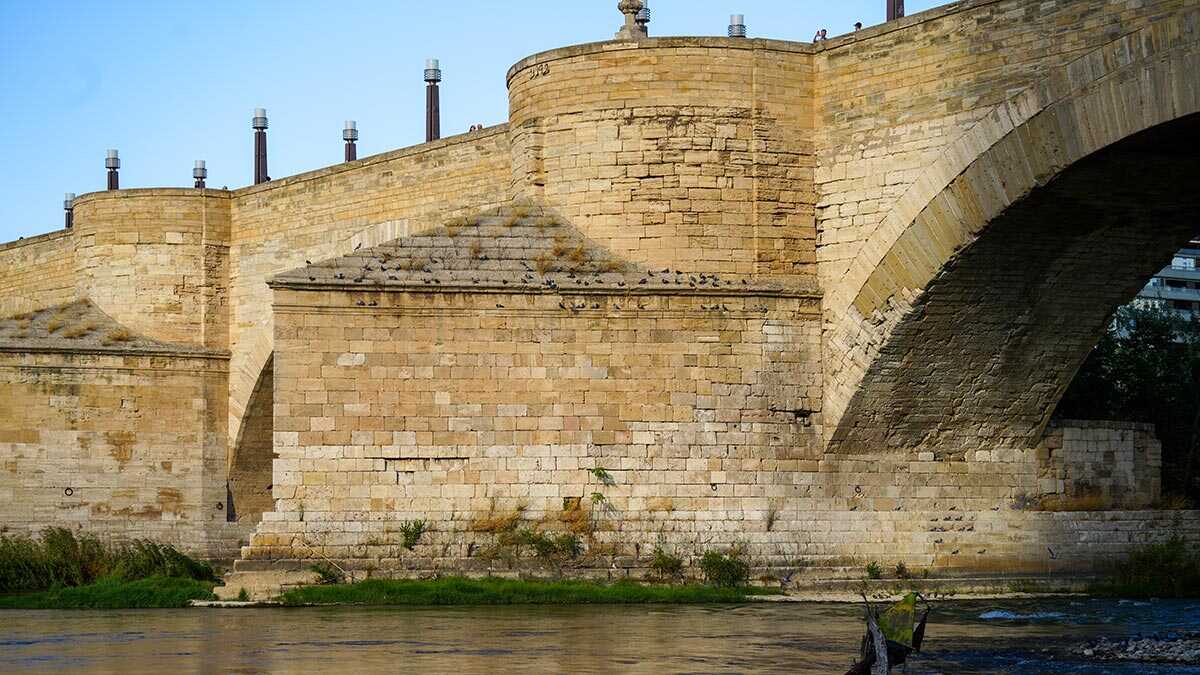 Zaragoza’s Hidden Bridge Houses: Two Cutwaters Were Homes