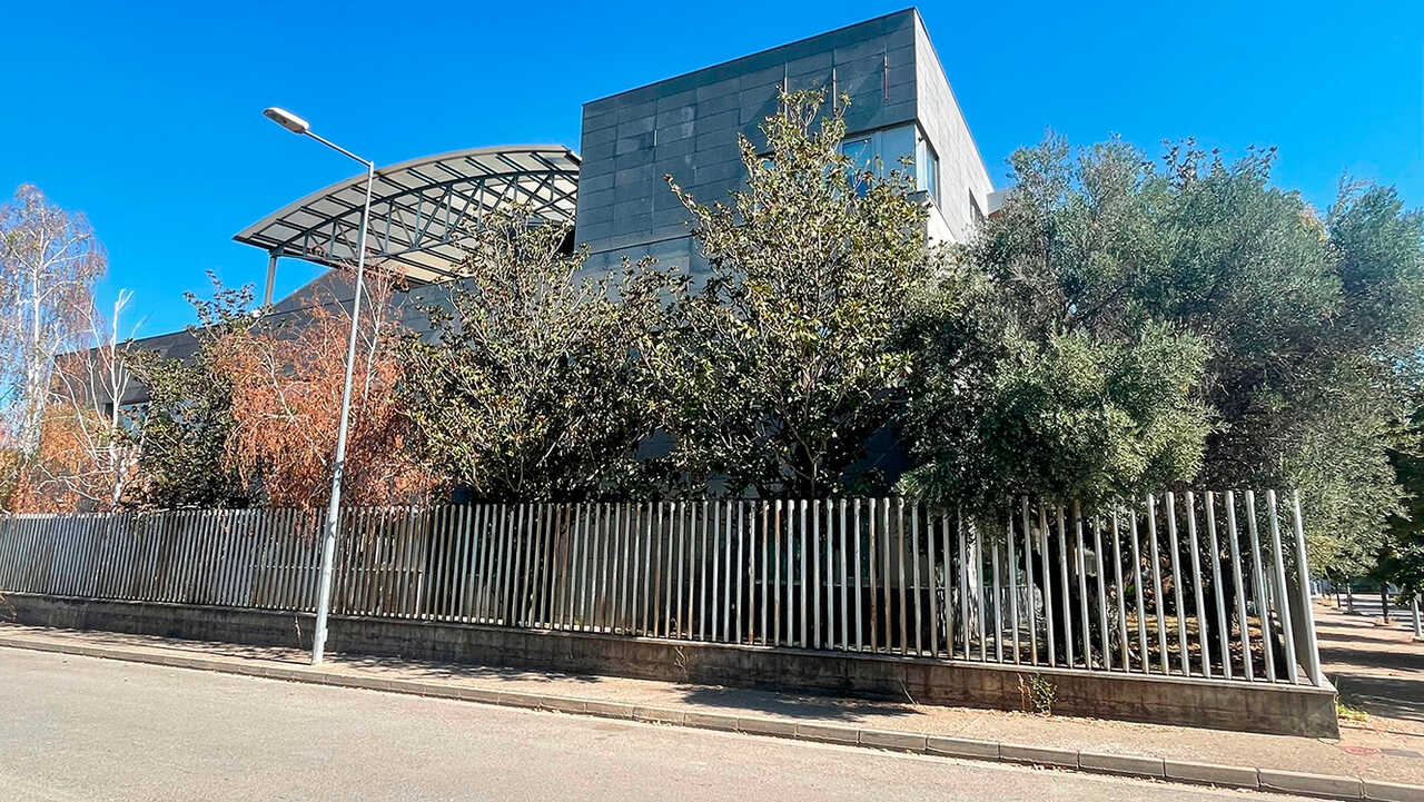 Meflur facility in Monzón up for auction for €814,815, with one year to launch the project