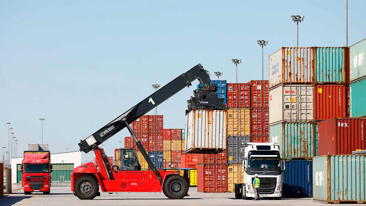 The EU Changes Online Shopping Rules: More Scrutiny for Packages From Abroad