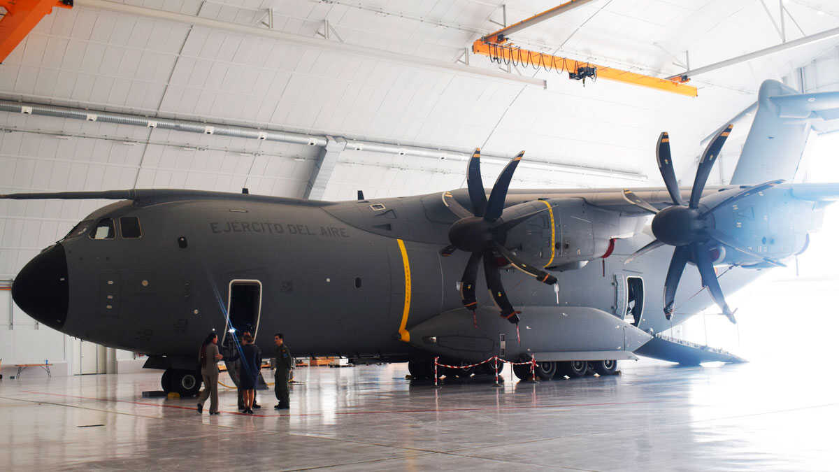 From F-18 Fighter Jets to Europe's Largest Hangar: Open House Opens Air Base to the Public