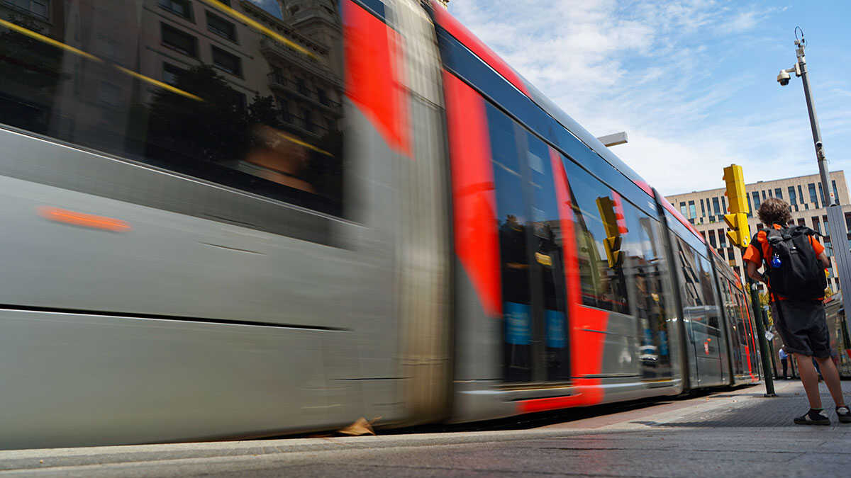 Public transport and mobility are Zaragoza residents’ main concern, municipal barometer finds