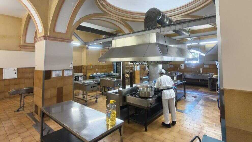 Nuestra Señora de Gracia Hospital kitchen reopens after part of suspended ceiling collapses