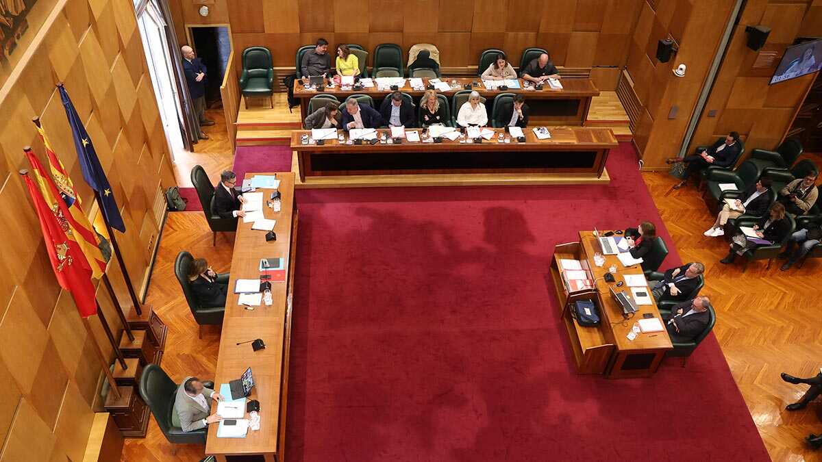 From 31 to 33 councillors: how Zaragoza City Council could change in the 2027 elections