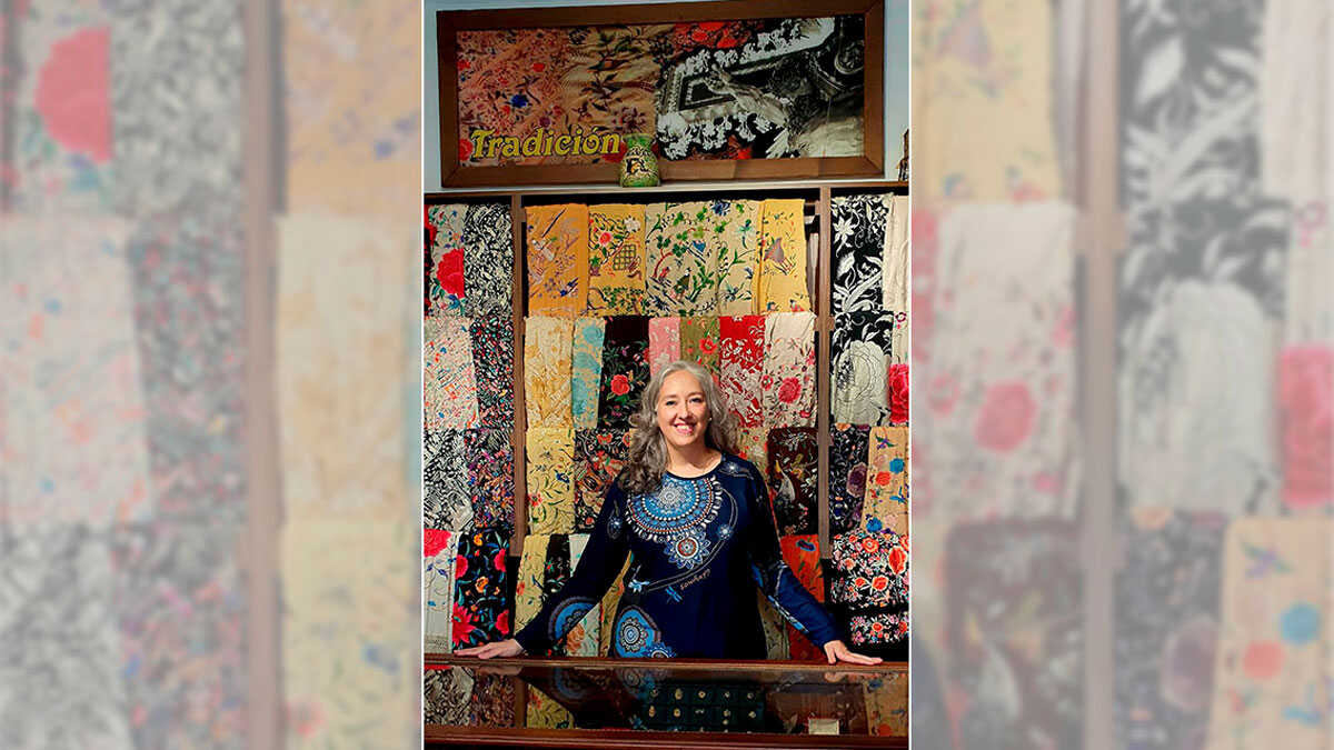 María José Gutiérrez, expert in antique shawls: "Very lightweight pieces will be worn at this year's Fiestas del Pilar"