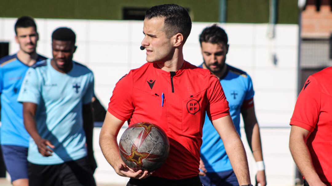 Another debutant referee for Real Zaragoza in Primera RFEF: Joaquín Béjar to make debut against Torremolinos