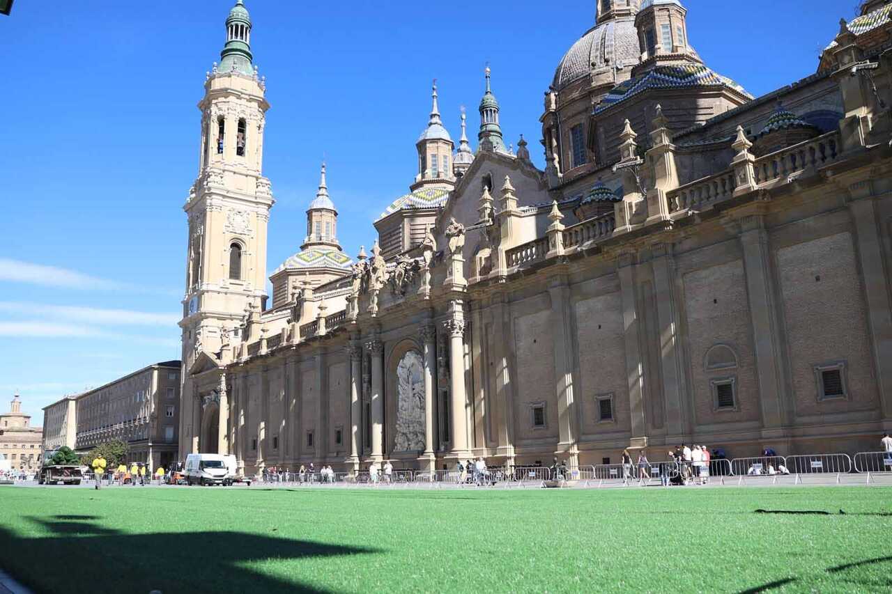 A huge sheet of turf is turning Pilar Square green: here’s why