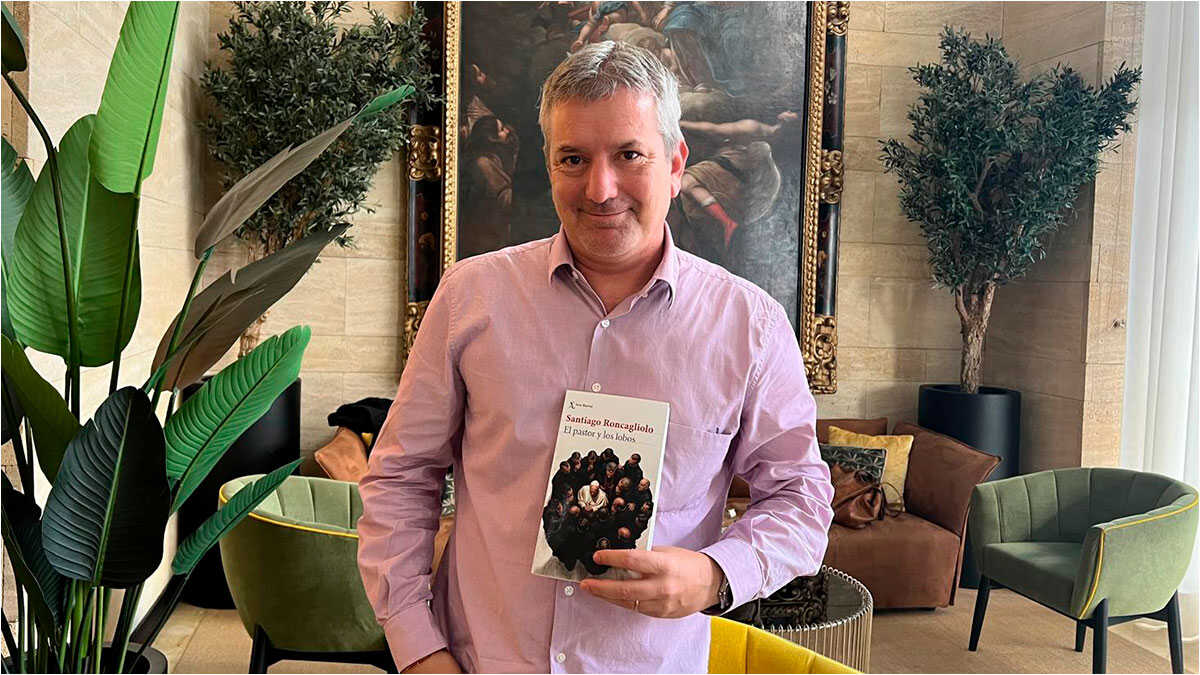 Santiago Roncagliolo on Leo XIV: "His trip to Spain demonstrated his political skill"