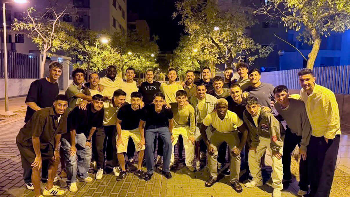 Good spirits at Real Zaragoza as entire squad holds team dinner before Torremolinos trip