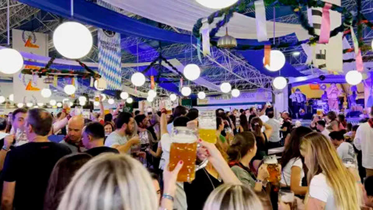 Tickets for Oktoberfest at the 2026 Fiestas del Pilar sell out in just seven minutes