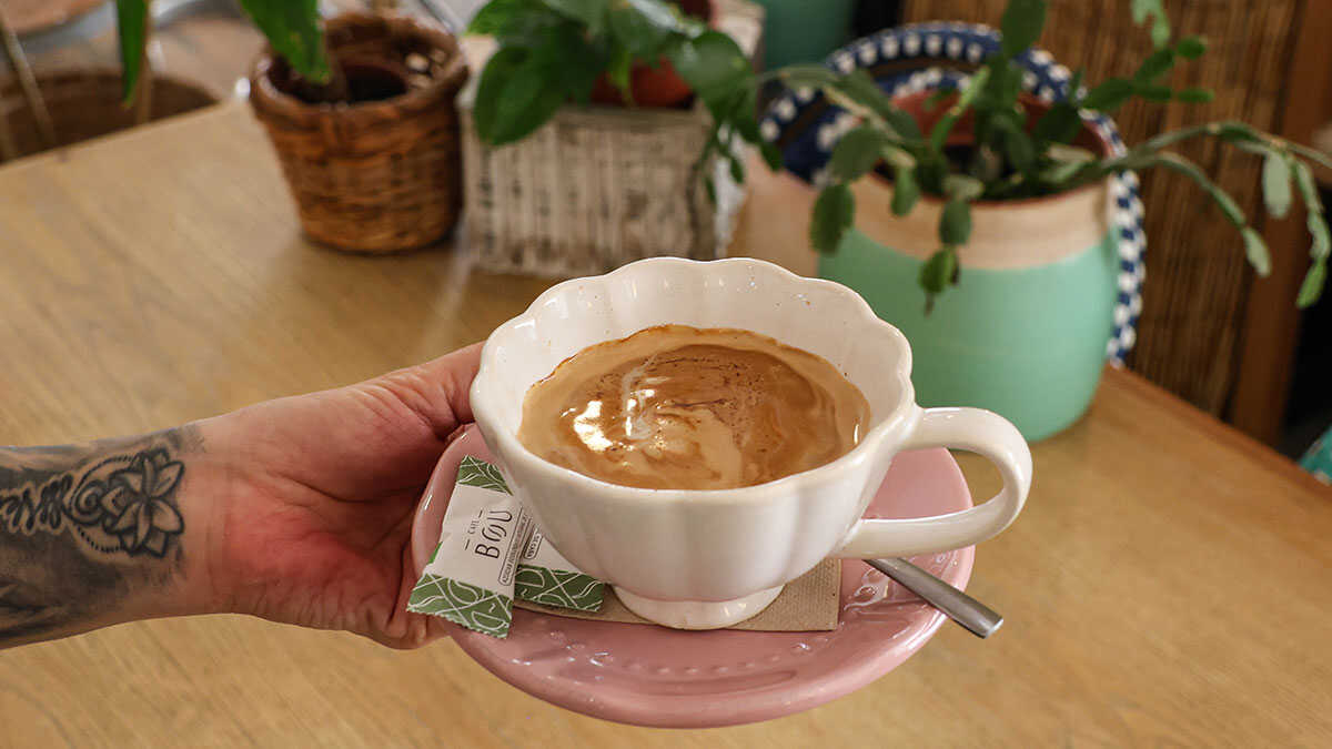 The café two minutes from El Pilar winning over visitors with more than 3,800 reviews: "Coffee and cake are 10/10"