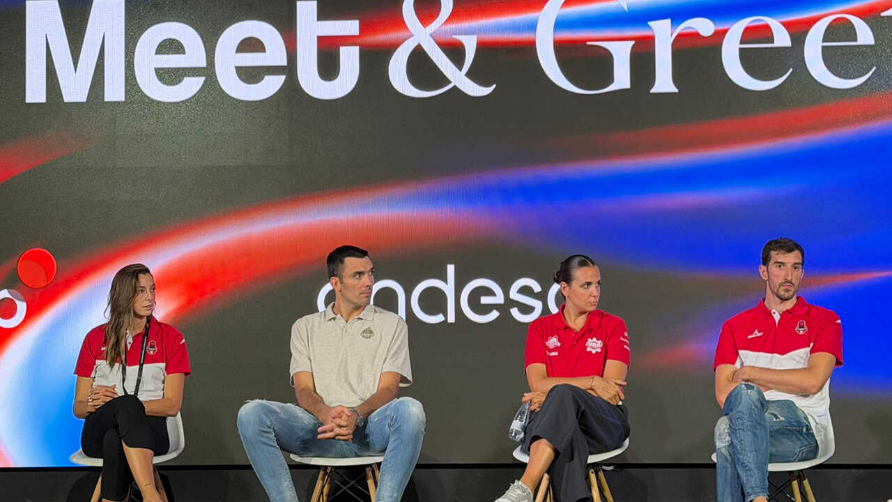 The quirky moments from Spanish basketball's gala: Casademont Zaragoza's WhatsApp groups and Pradilla's musical bond with Aragon
