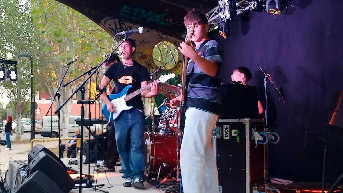 Santa Isabel turns up the volume: Santa Rocks returns with rock, punk and rap
