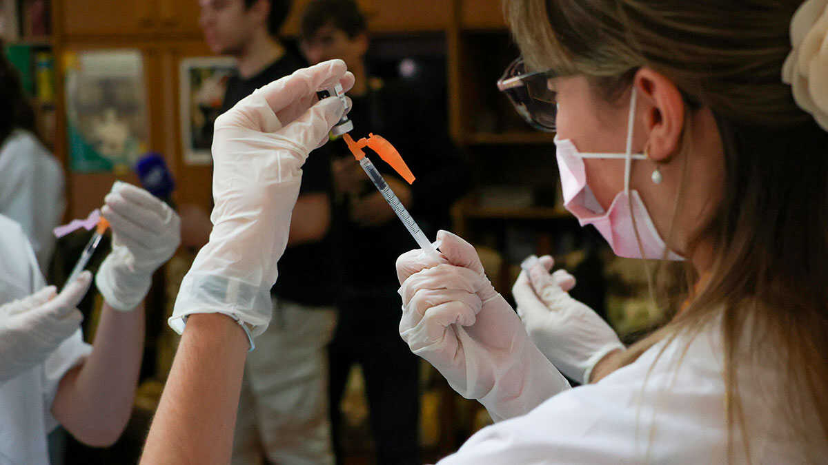 Aragon launches flu, COVID-19 and RSV vaccination campaign: dates and groups