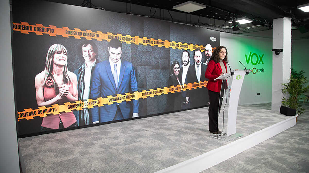 Vox seeks three-year prison terms for creators of Abascal poster depicting a gunshot to the back of the head