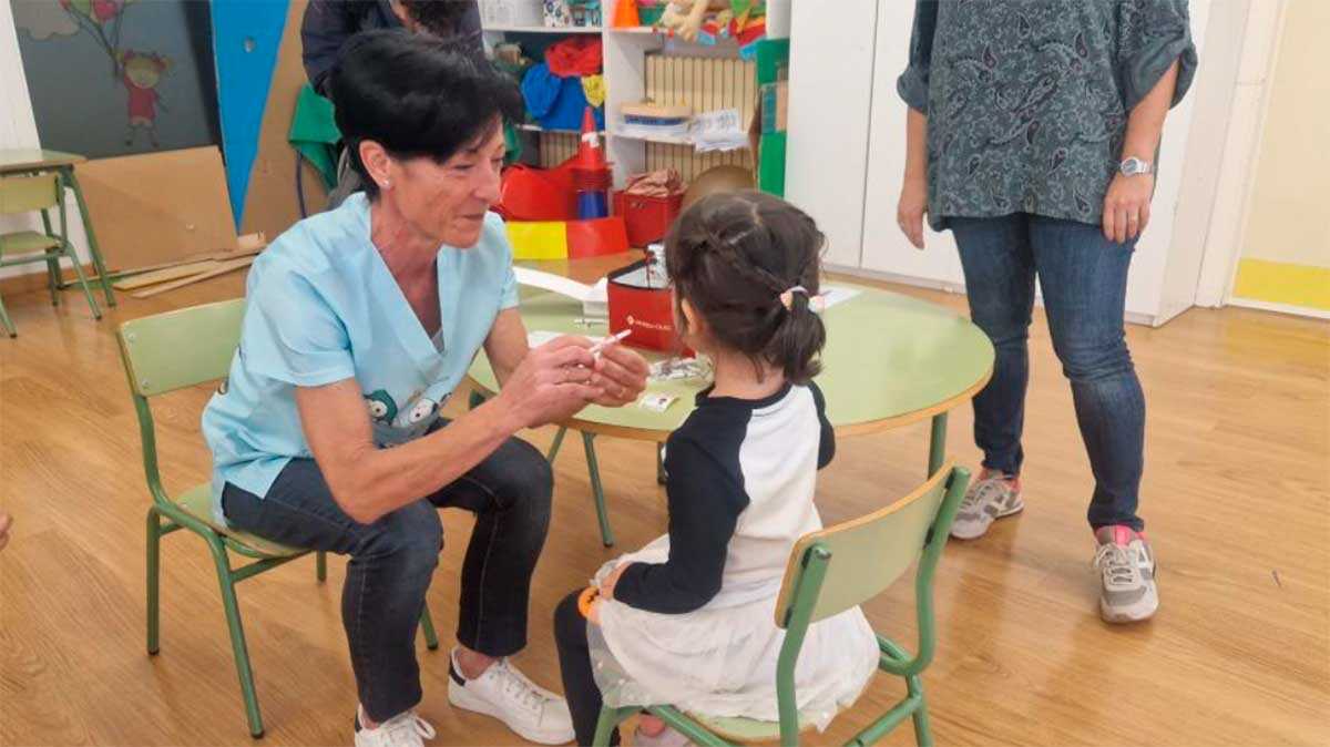 No needle, at school: final days to sign children up for flu vaccination