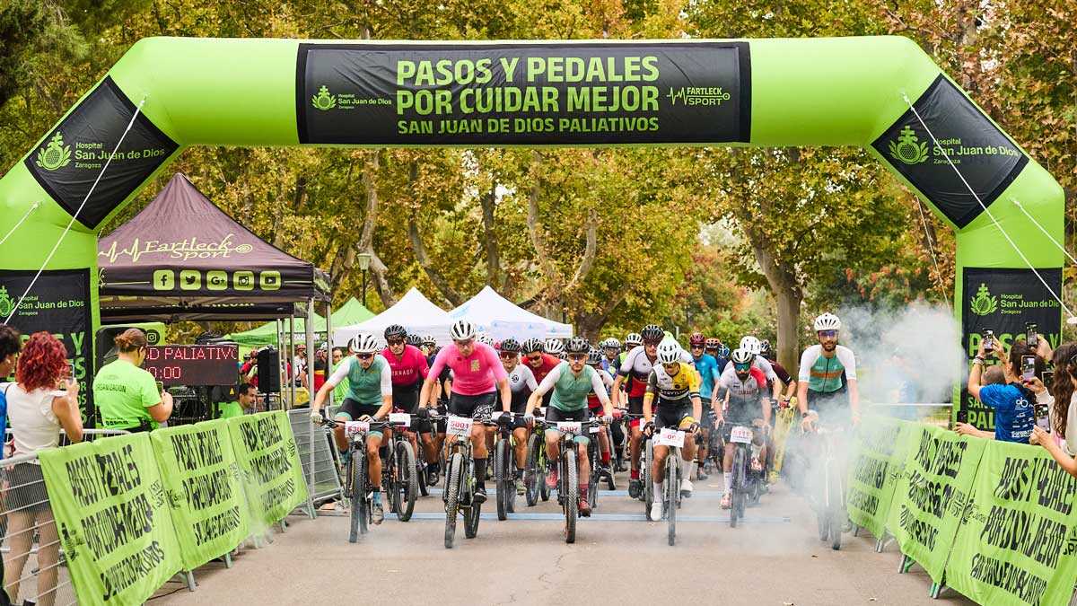 Pasos y Pedales brings more than 400 people together in Zaragoza’s Parque Grande for palliative care