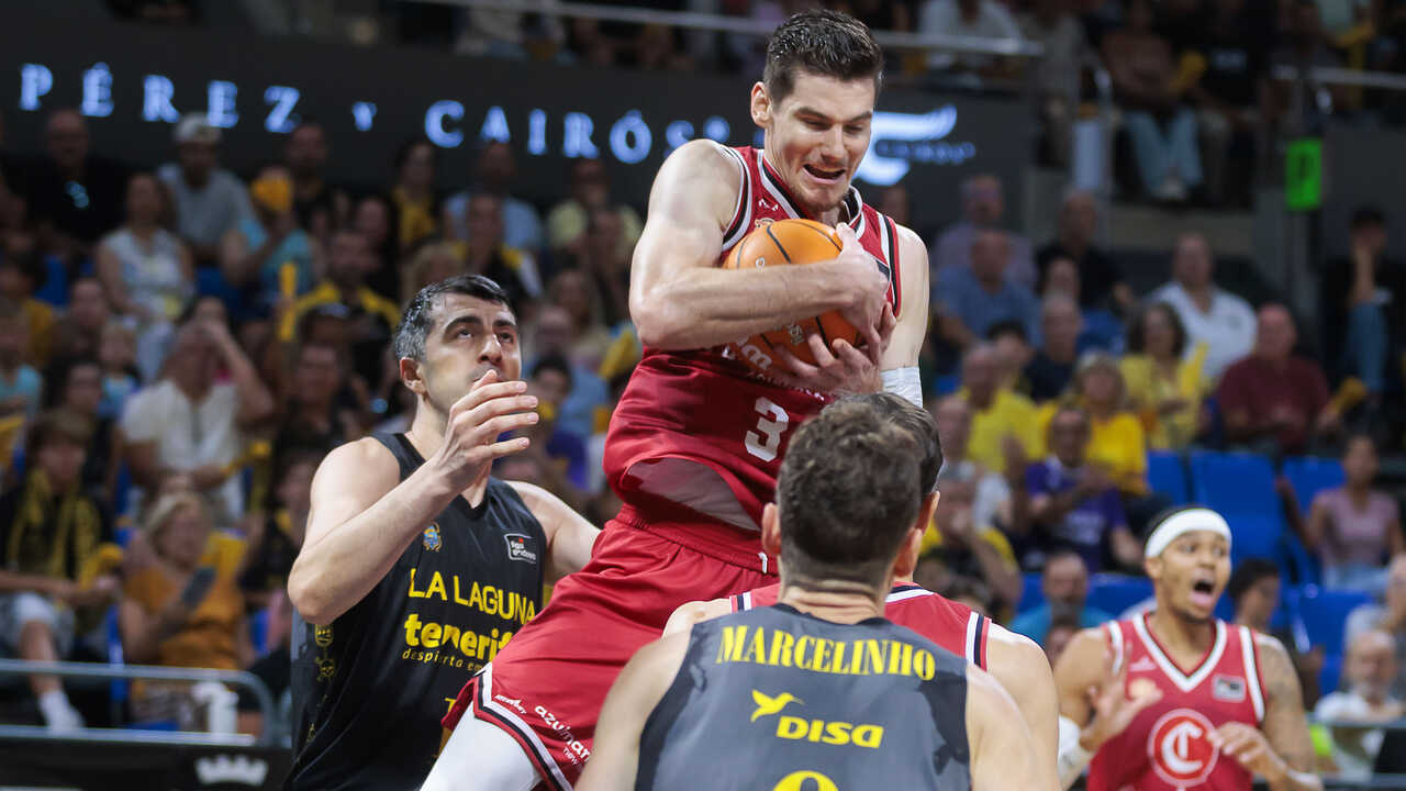 Roberts Blumbergs bursts onto the ACB scene with Casademont Zaragoza: double-double and game MVP