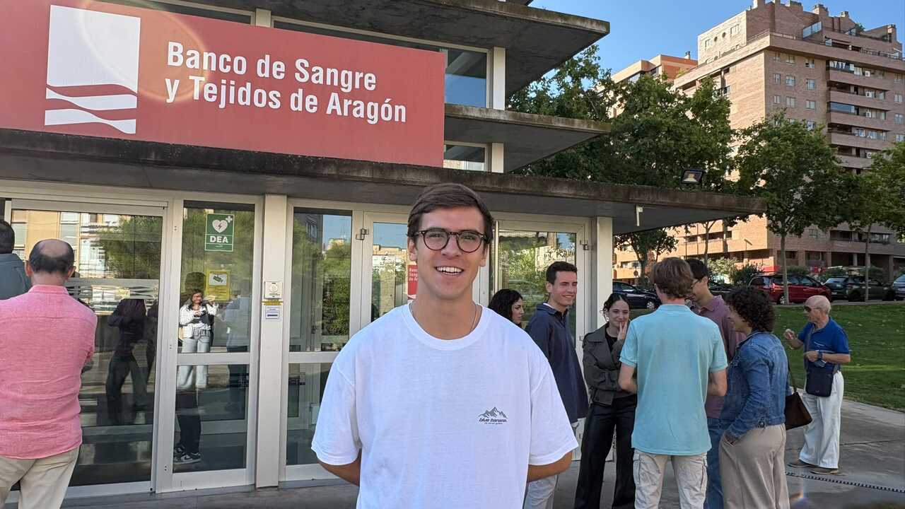 Pablo Vela, a future priest, becomes a blood donor: “I feel called to give my life for others”