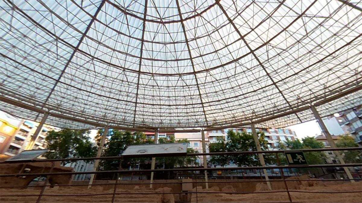 Zaragoza tourist site to be protected from pigeons: how their nests will be removed