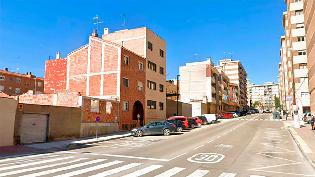 La Paz residents demand traffic lights at dangerous intersection used by 12,000 cars a day
