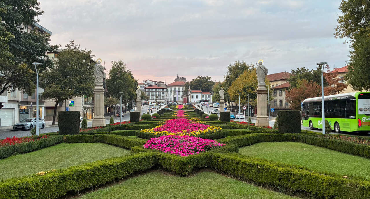 Zaragoza arrives in Guimarães as countdown begins to see if it will be European Green Capital