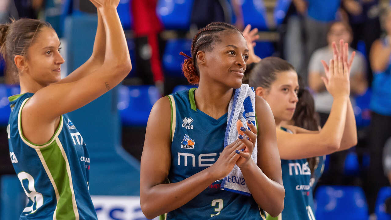 Stephanie Mawuli's new life away from Casademont Zaragoza: Avenida's leading player