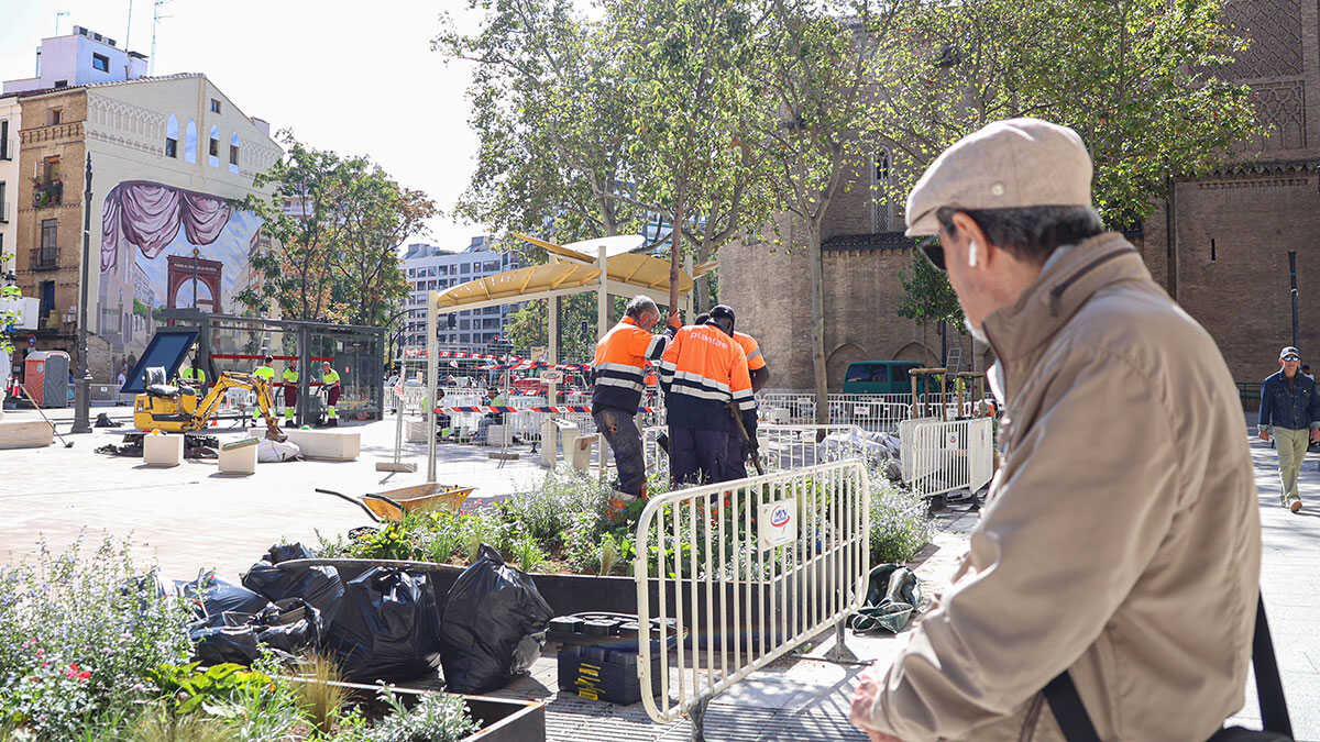 Zaragoza’s San Miguel Square fully reopens as buses return