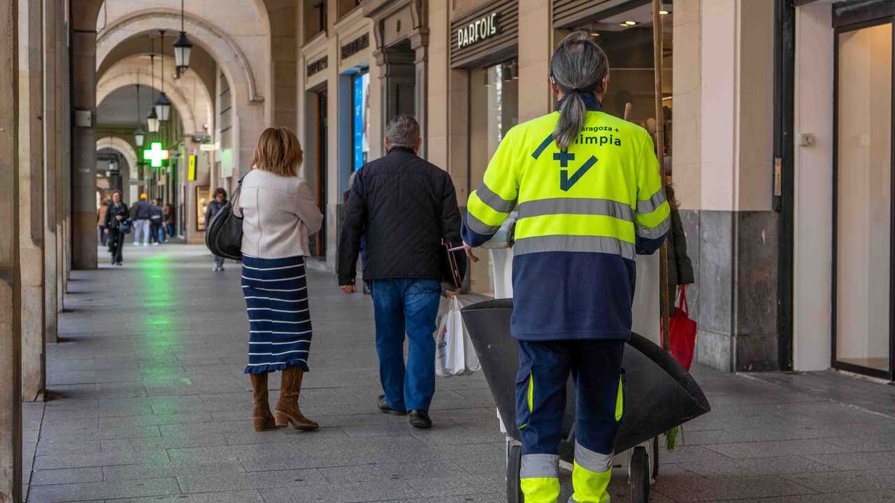 Chueca on cleaning strike during Pilar festivities: “We will try to keep disruption to a minimum”