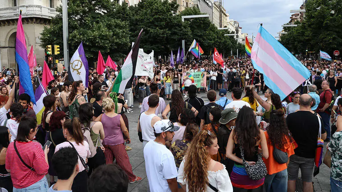 Somos LGTB+ demands explanations from Aragon government over removal of funding for the community