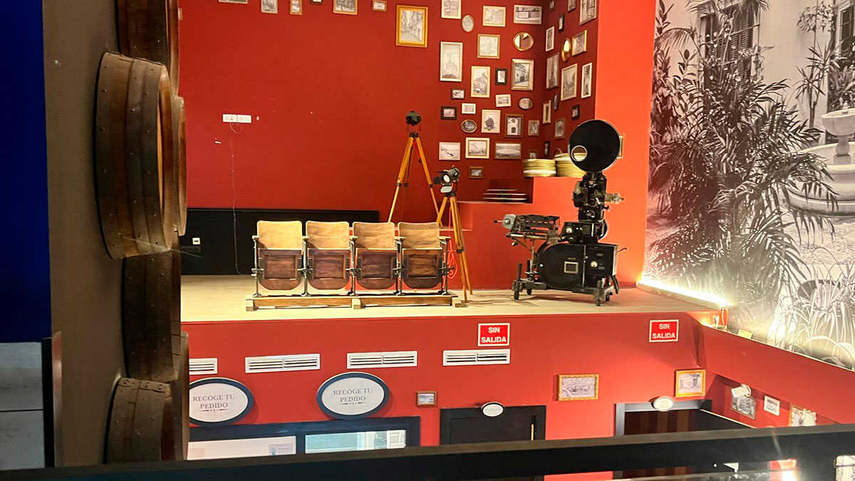 A Small Corner of Goya Avenue Keeps the Memory of One of Zaragoza’s Historic Cinemas Alive