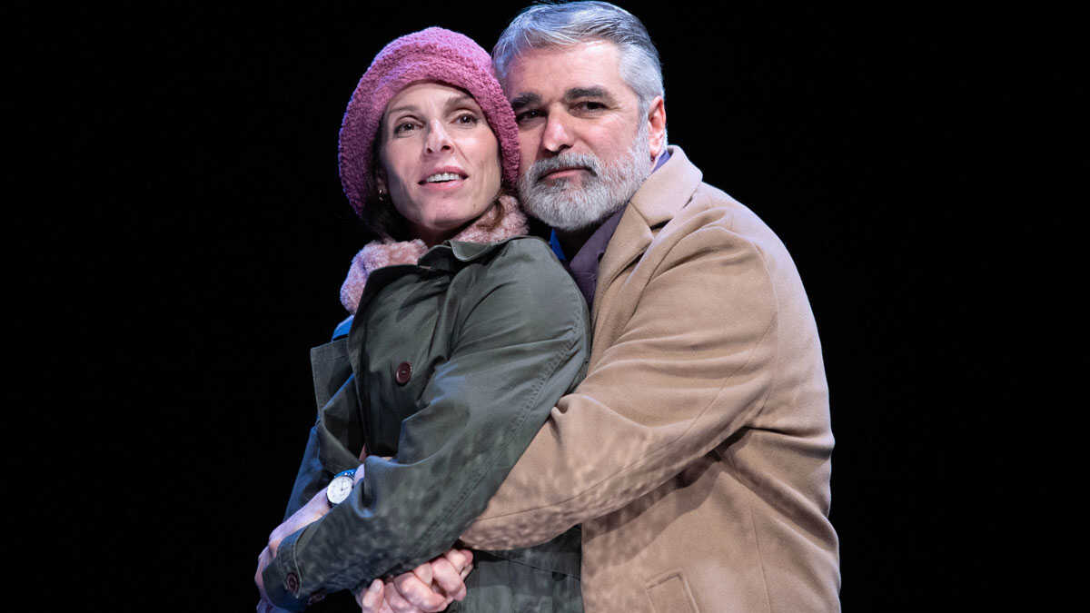 One Play, Two Different Stories: The Curious Theatrical Experiment Opening the Season at Teatro de la Estación