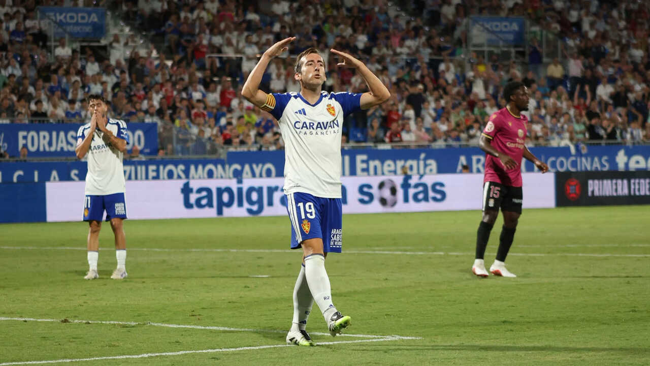 Real Zaragoza Signs Up for Night Football