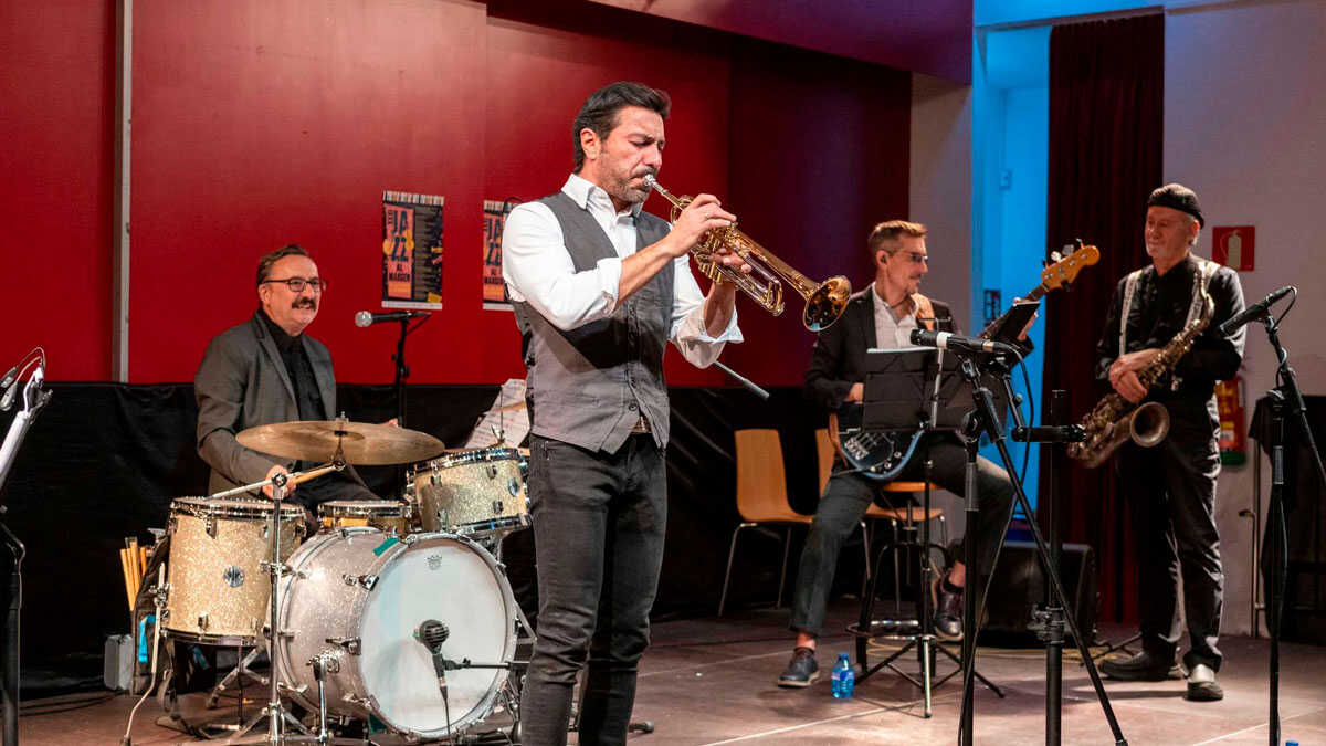 From Rock to Flamenco and Street Jazz: Northern Zaragoza Neighborhoods Fill with Music