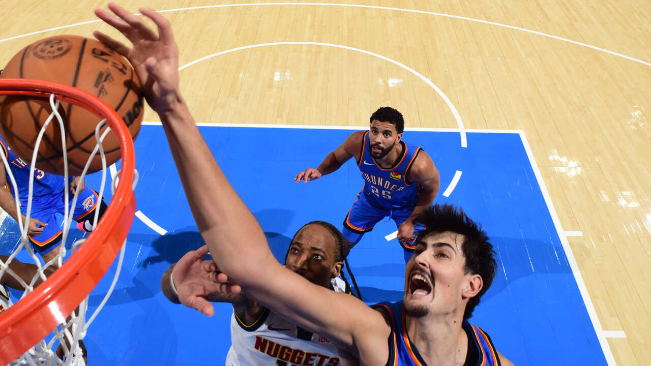 Aday Mara dazzles with spectacular dunk against Nikola Jokic's Nuggets