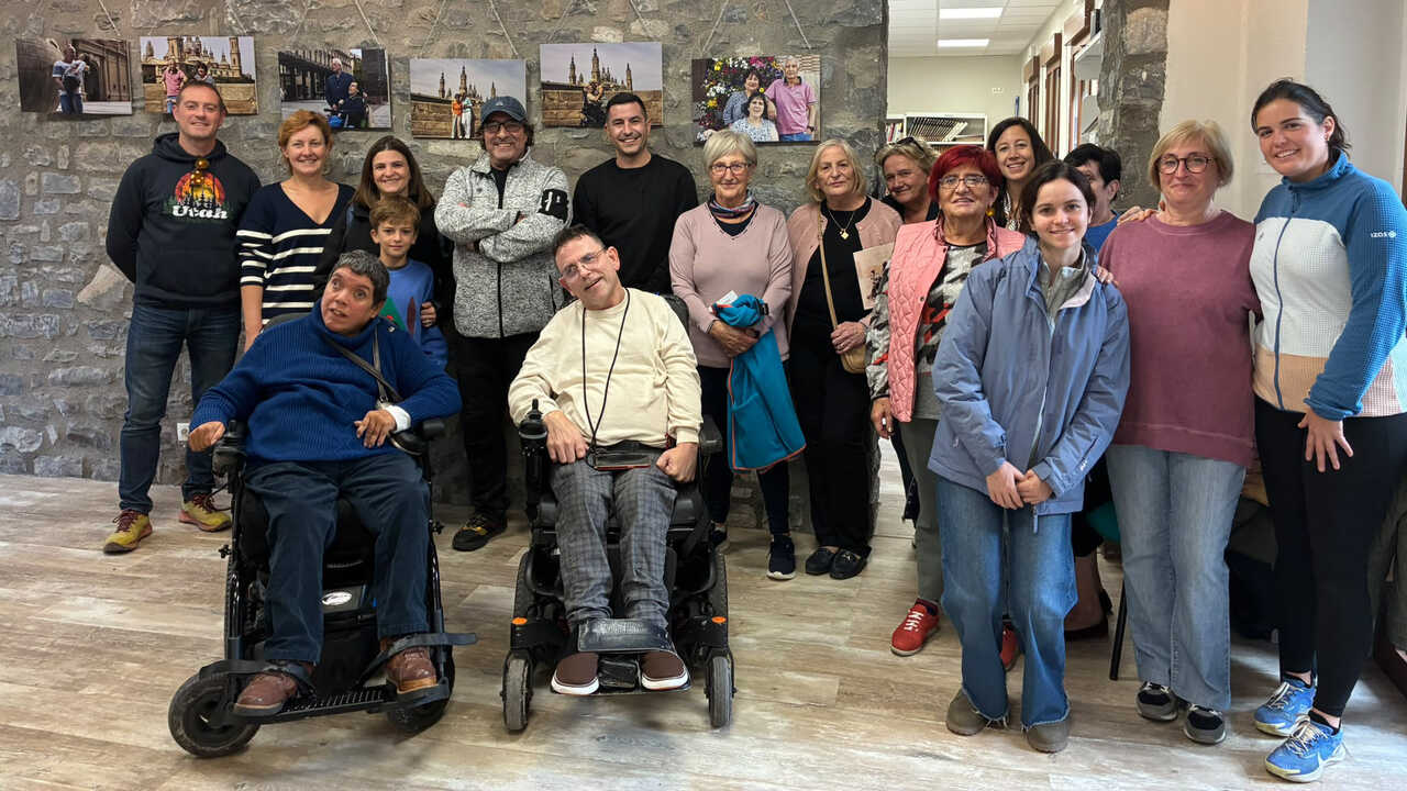 Broto hosts “Junto a ti”, seven photographic perspectives proving barriers can be broken