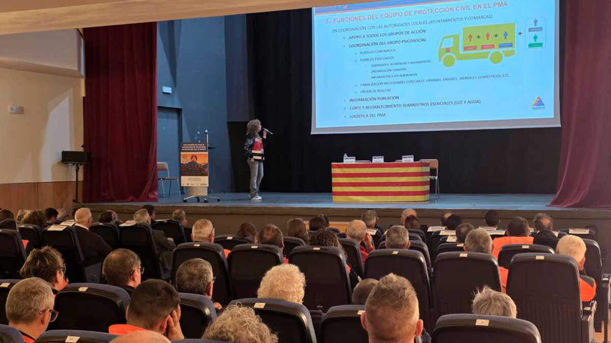 Aragon Civil Protection honors 867 volunteers in Teruel after wildfire-hit summer