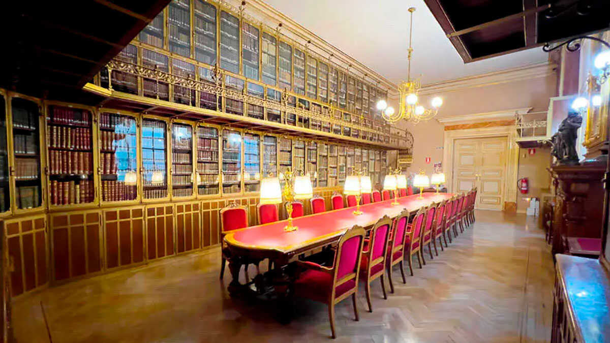 Zaragoza’s Historic Libraries Open Their Doors for Theatrical Tours: Dates and How to Register