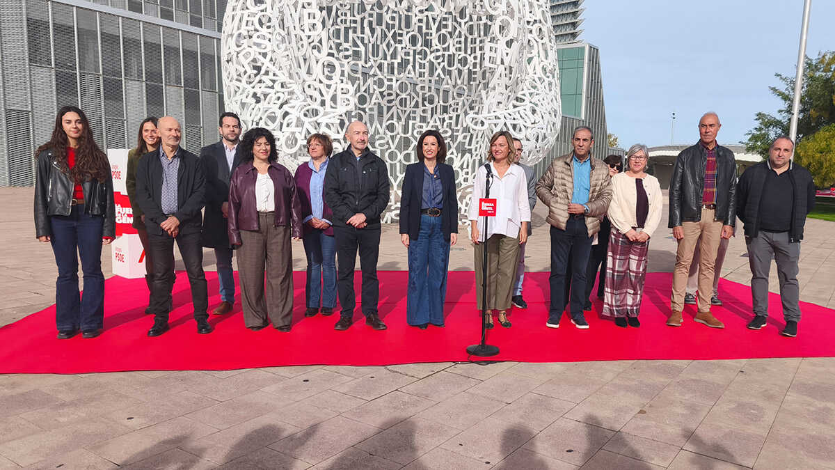 PSOE touts its Zaragoza slate and defends Sánchez’s record in Aragon: “How can Feijóo govern if he can’t even sit through an interview?”