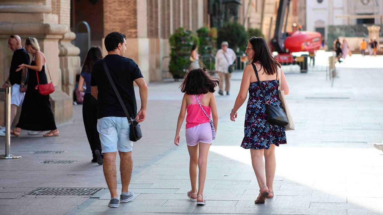 Nearly One in Four Children in Aragon Live in Low-Income Households