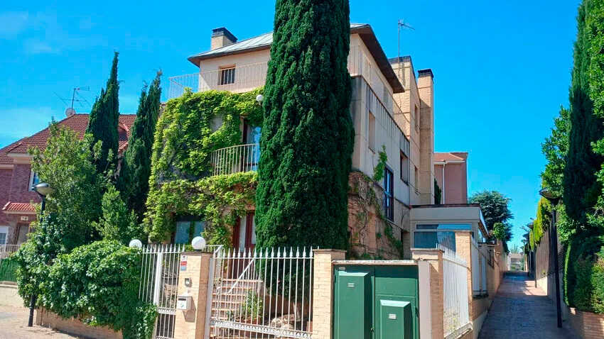 The spectacular luxury home for sale in Zaragoza for more than half a million euros: it has every amenity
