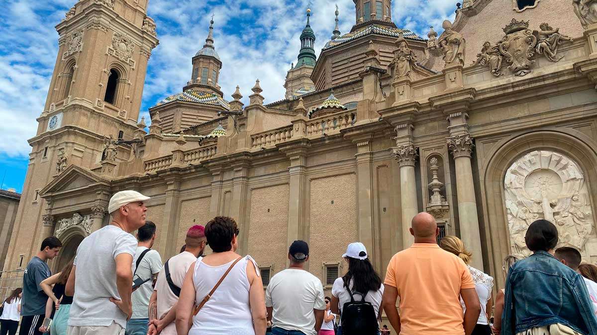 The Month International Tourism Soared in Zaragoza: Here’s Why