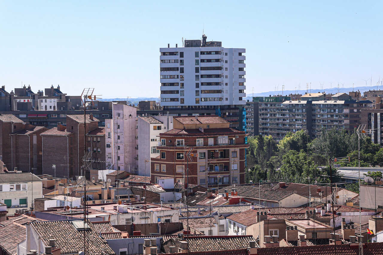 Mortgages in Aragon: Transactions Fall as Zaragoza Accounts for Most Loans
