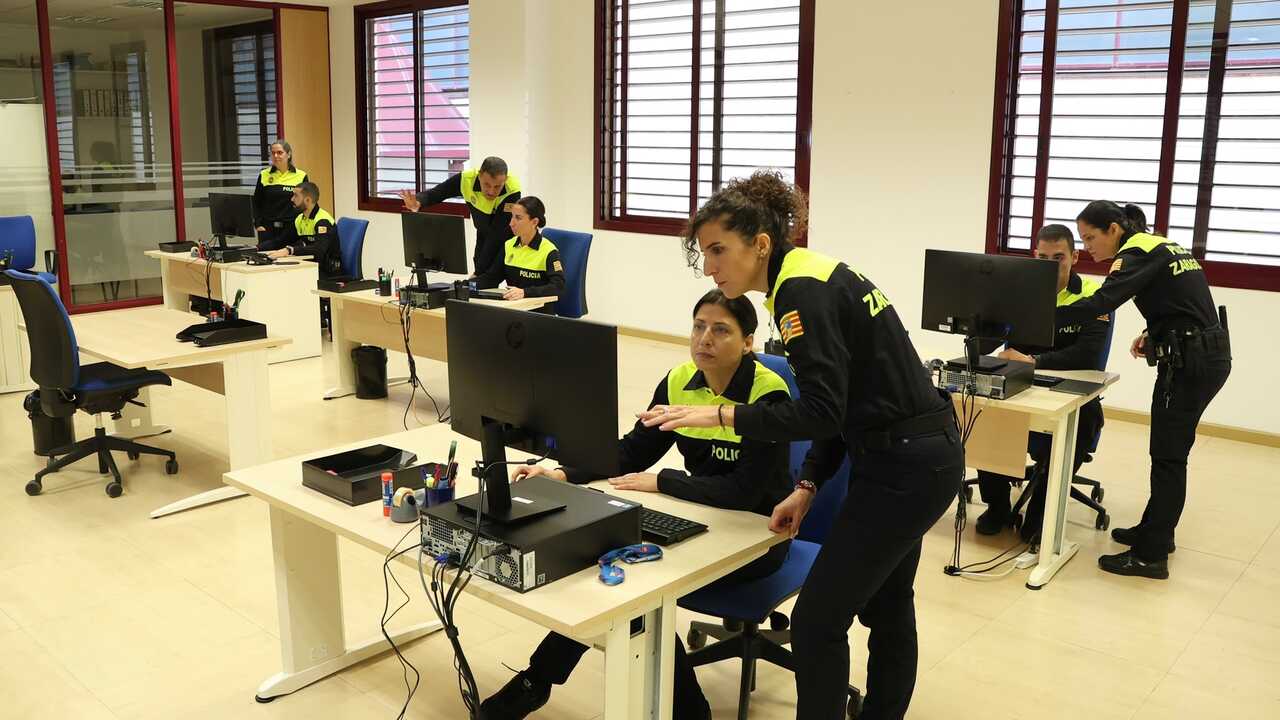 Zaragoza Local Police takes a stand against gender-based violence: nine officers who “will make history”