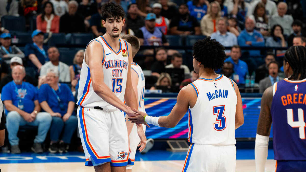 Aday Mara enjoys first big NBA night, surpassing Pau Gasol
