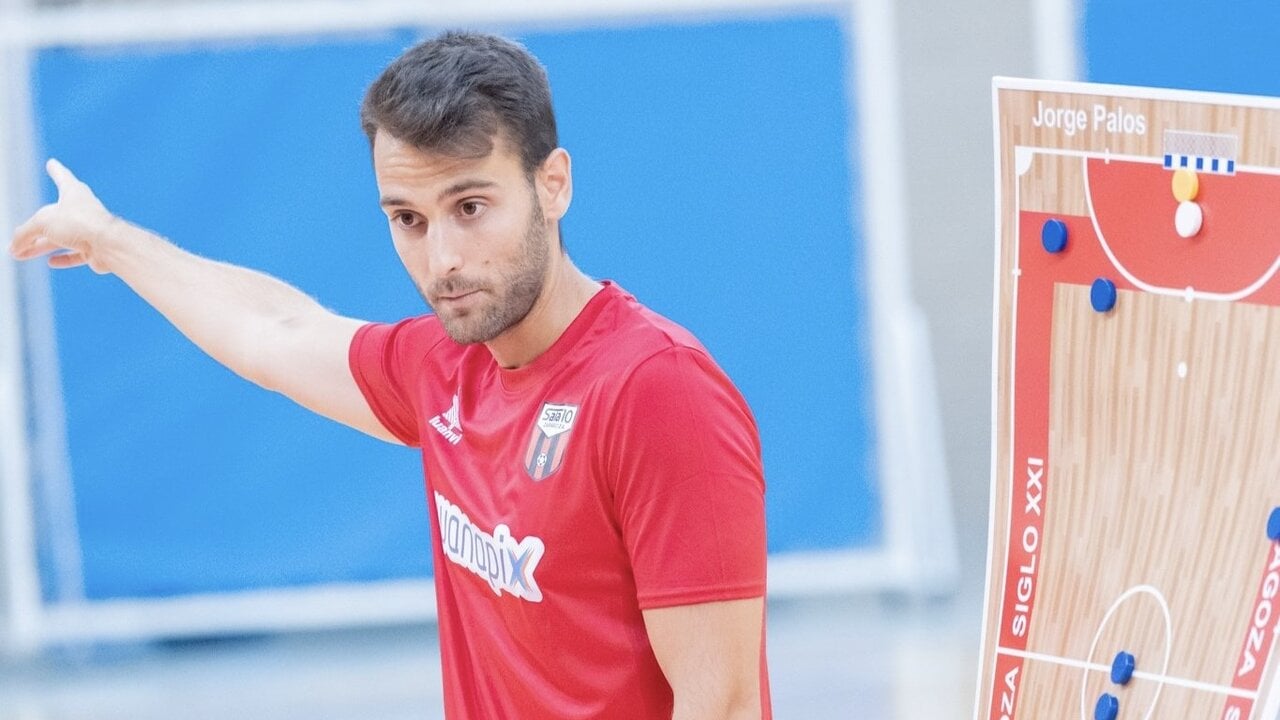 Jorge Palos steps down as Wanapix Sala 10 coach "to rest and regain his energy and enthusiasm"