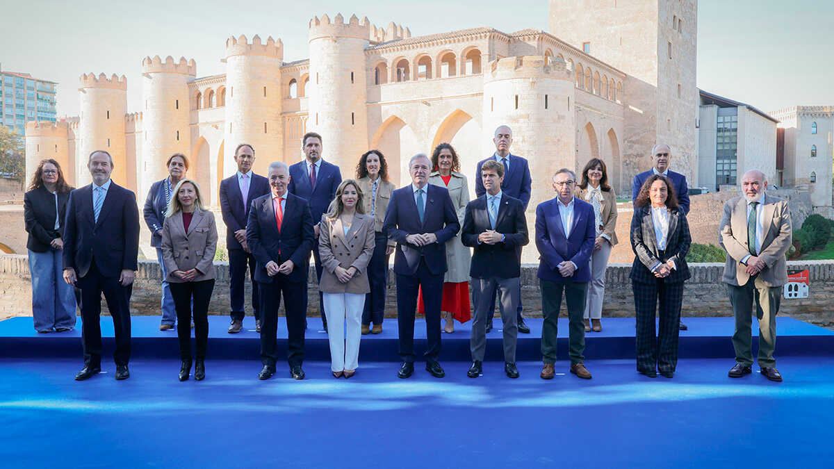 Azcón touts PP as Aragón’s defender and hopes PSOE repeats its worst result
