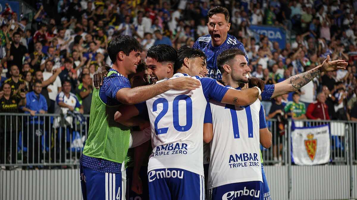 Real Zaragoza and Villarreal B Put Their Primera RFEF Dominance to the Test: League Leaders and Top Scorers