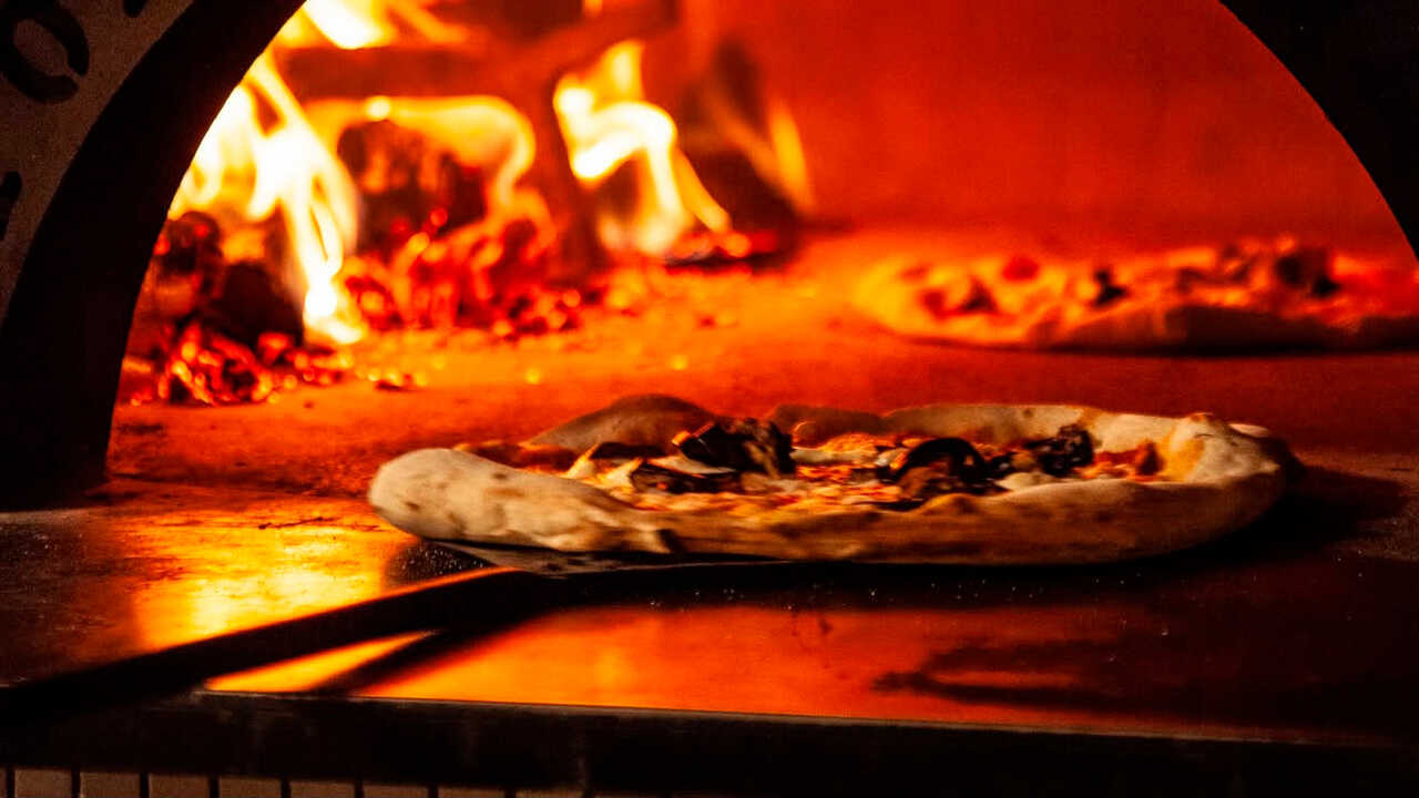 A Zaragoza pizzeria is aiming to win Spain’s best pizza title: here’s where to try it
